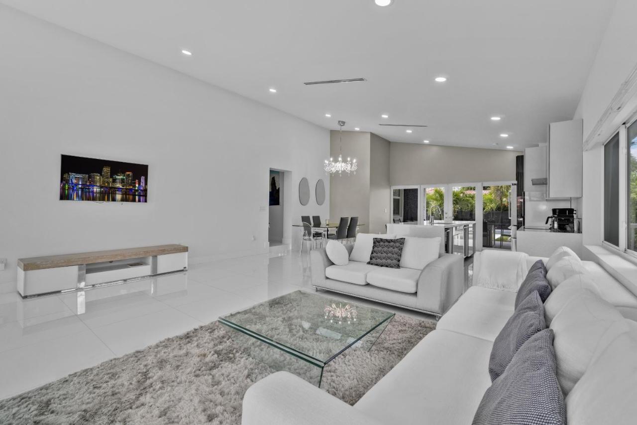 North Bay VillageLuxury House 4 Beds Heated Pool W Jaccuzziアパートメント エクステリア 写真